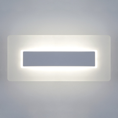 Настенный светильник Square 40132/1 LED белый